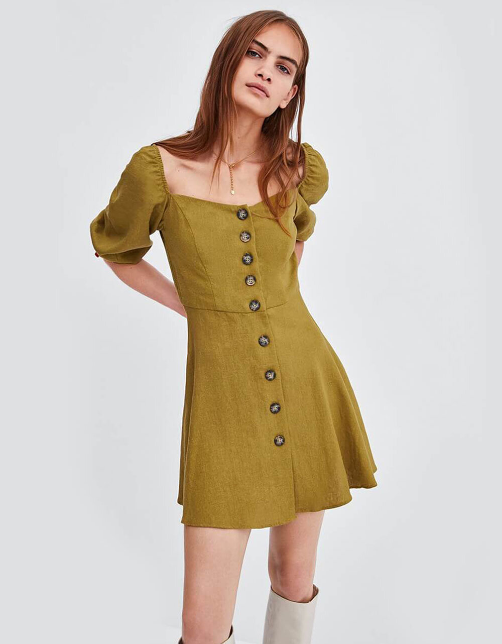 Đầm babydoll tay lỡ kho&eacute;t lỗ