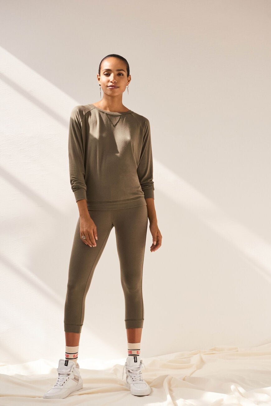 &Aacute;o thun THEMIS - Ảnh 3