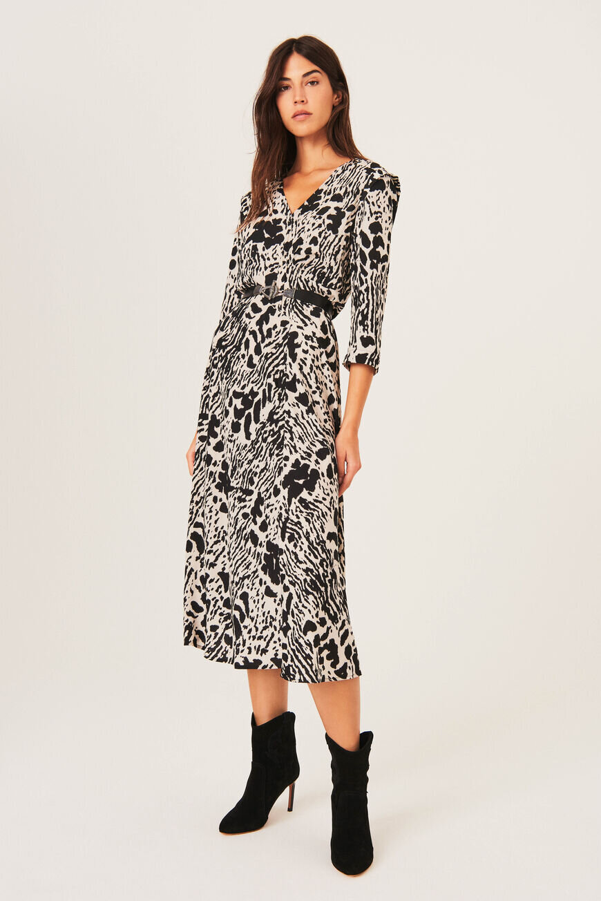 Đầm B&ocirc;ng X&ograve;e LPT - Ảnh 1