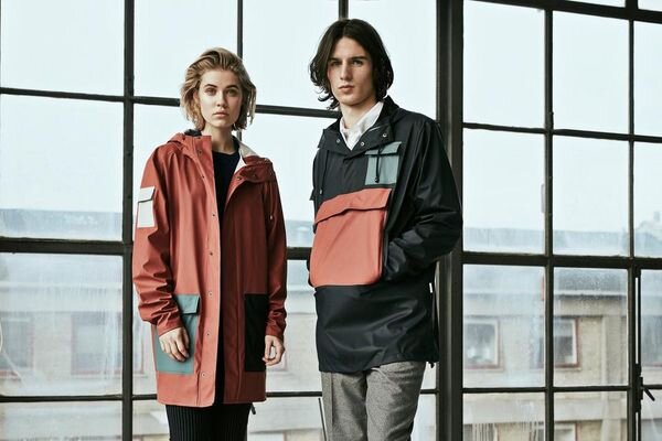 5 m&oacute;n đồ cứ mặc l&agrave; đẹp bất chấp mọi v&oacute;c d&aacute;ng