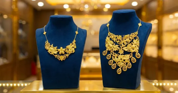 Sắm d&acirc;y chuyền cưới dưới 1 lượng: nhẹ ng&acirc;n s&aacute;ch m&agrave; vẫn "bề thế", đẹp mặt hai họ!