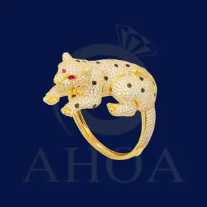 V&ograve;ng Tay H&igrave;nh B&aacute;o Đốm V&agrave;ng 610 Đ&iacute;nh Đ&aacute; To&agrave;n Th&acirc;n Sắc Sảo | Ho&agrave; Hiếu Jewelry