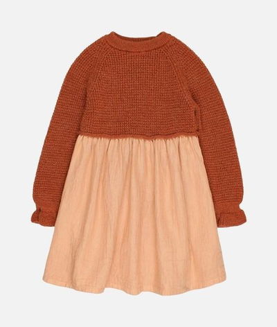 Đầm len n&acirc;u đan tay