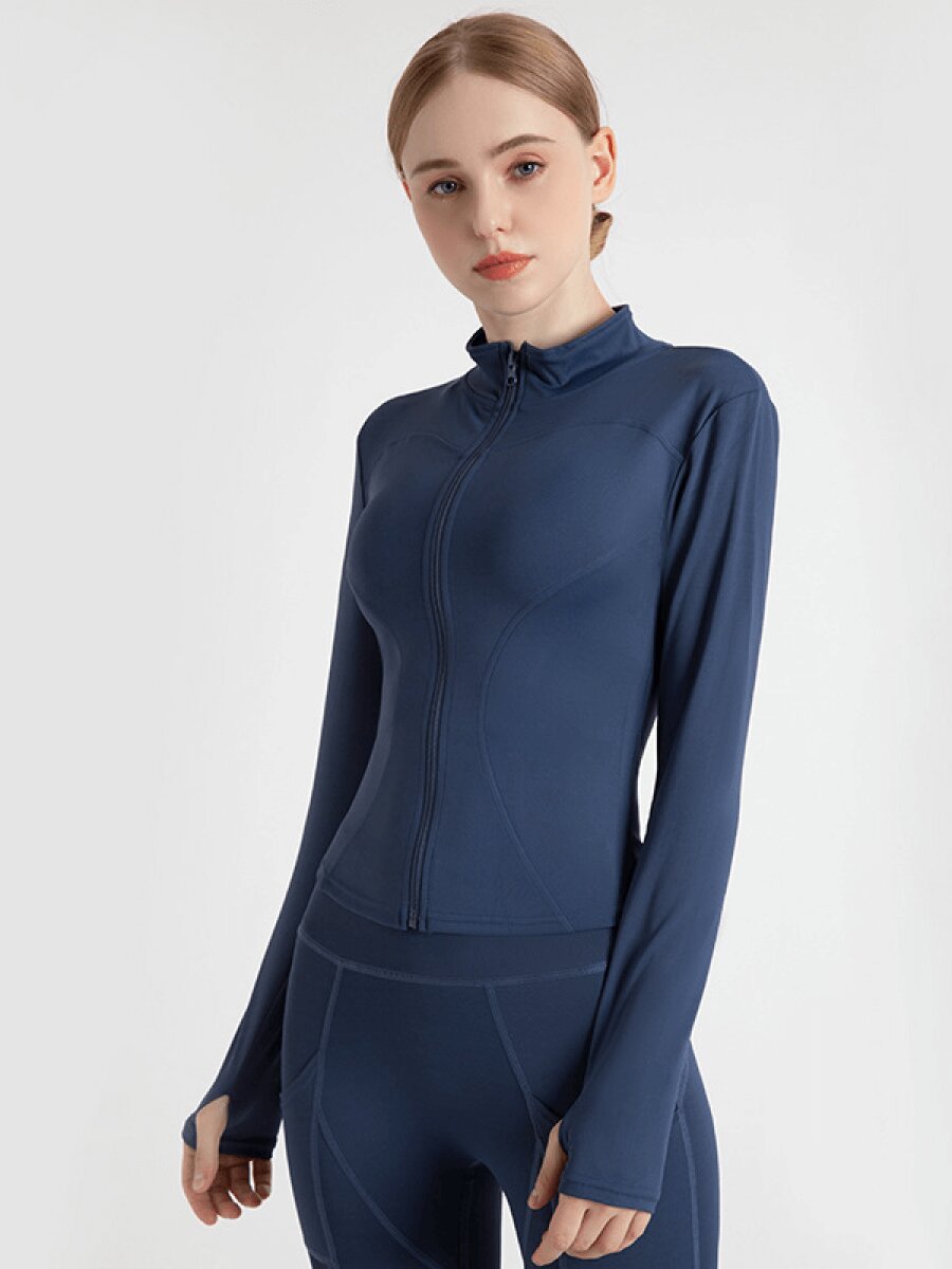 &Aacute;o kho&aacute;c thể thao