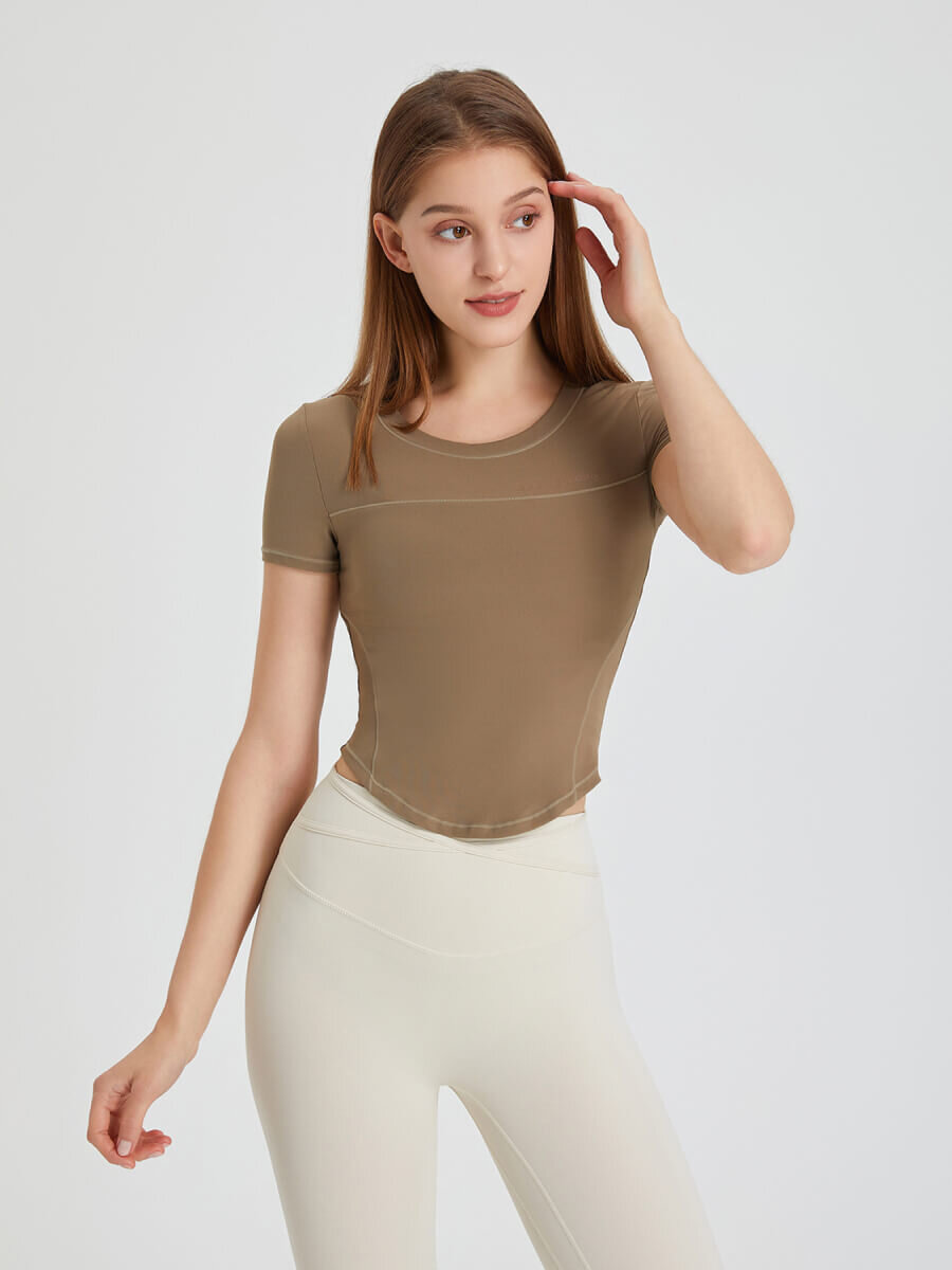 &Aacute;o thun thể thao