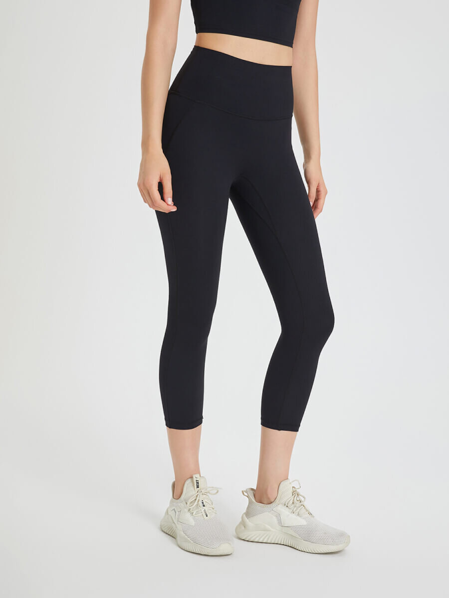 Quần legging trơn d&aacute;ng lửng