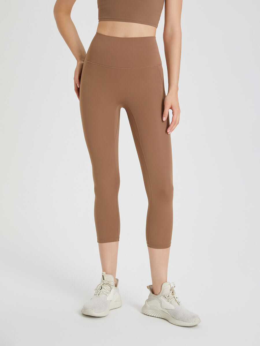 Quần legging trơn d&aacute;ng lửng